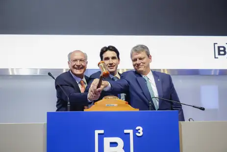 Leilão do Túnel Imerso conectando Santos-Guaruja