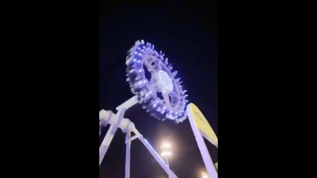 Atração em parque de diversões parte ao meio. Há mais de 20 feridos