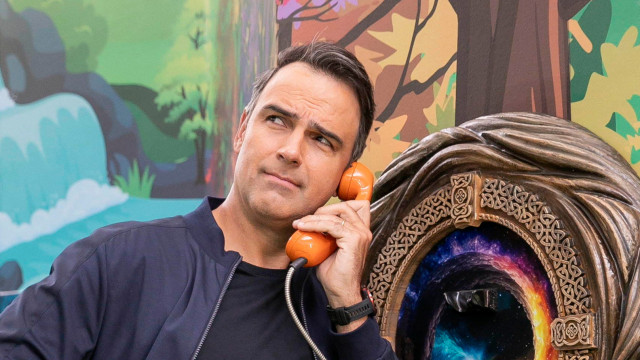 Tadeu Schmidt promete 'lista icônica' para começar 'BBB com pé na porta'