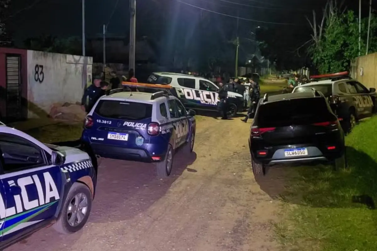 polícia pede ajuda para localizar o acusado de matar a companheira com golpes de foice. (Foto: José Aparecido)