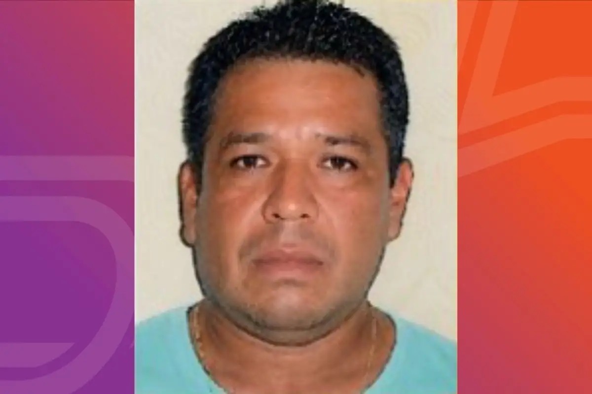 Edson Cecilio Baca de Almeida estava na motocicleta e morreu ainda no local, - Foto: Reprodução
