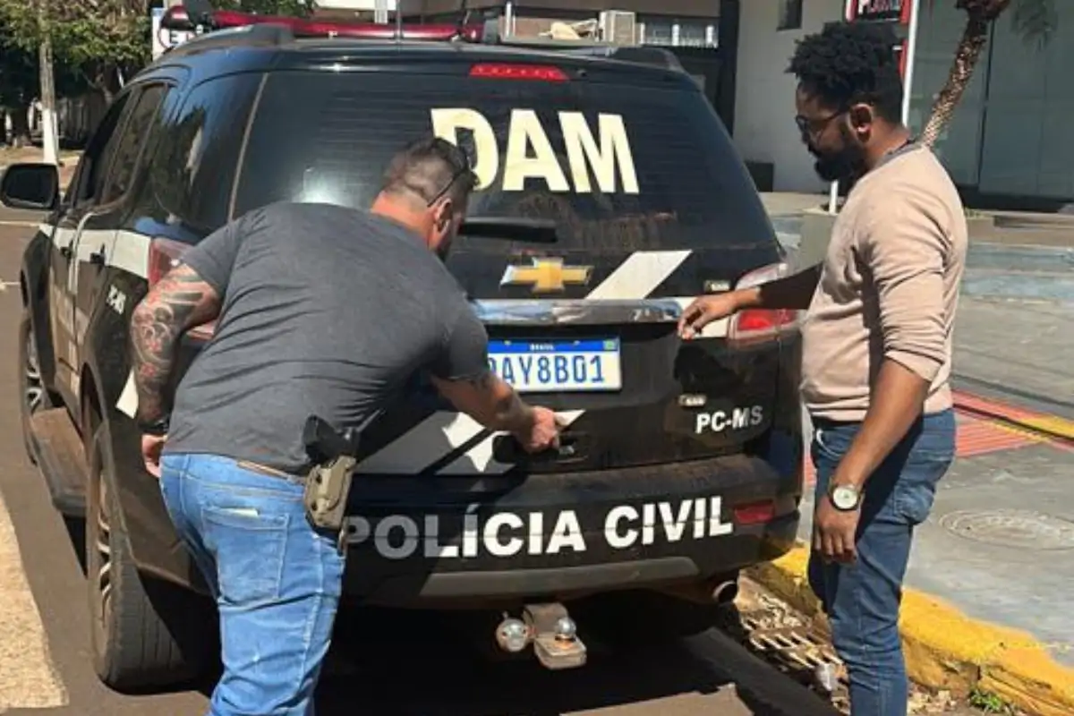 Suspeito foi preso e encaminhado para a DAM. (Foto: Divulgação PCMS)