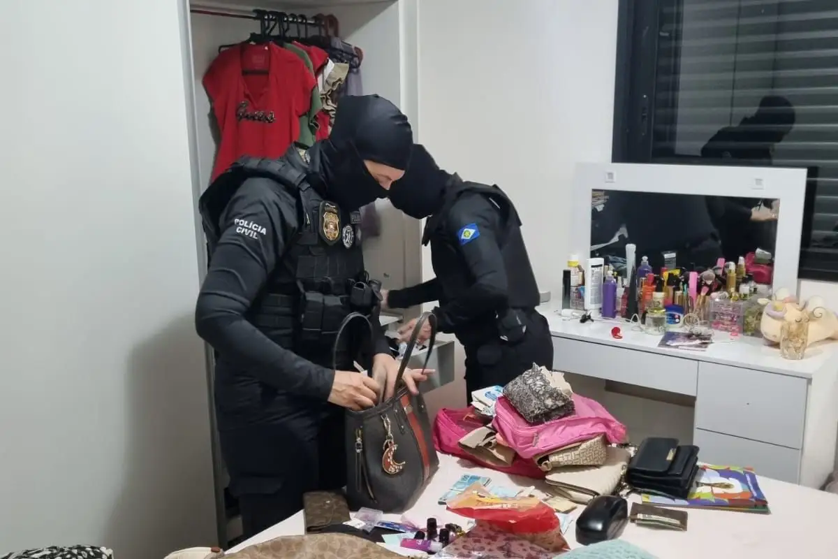 Dinheiro foi apreendido durante Operação Dissolução Forçada. - Foto: Reprodução