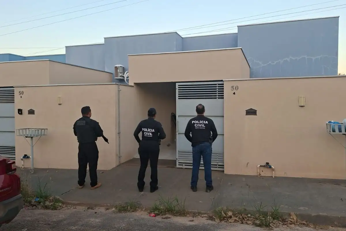 Operação Ponto Cego cumpre dois mandados de prisão por morte de servidor. - Foto: Polícia Civil