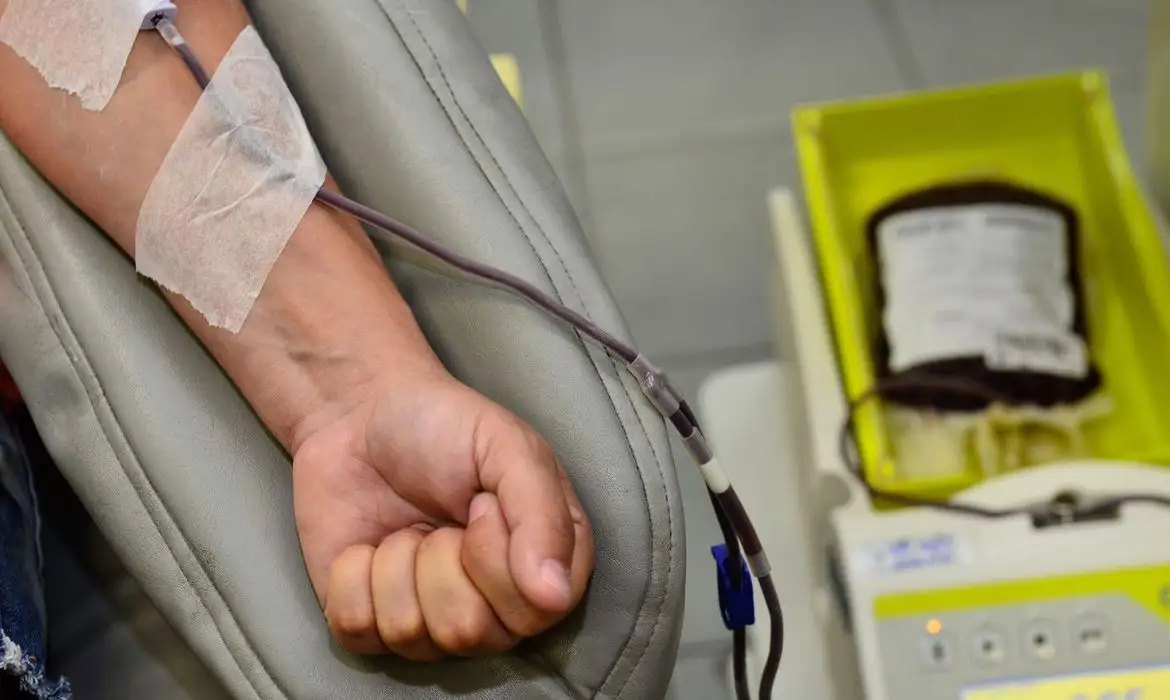 Exame de sangue. (Foto: Reprodução) - rins