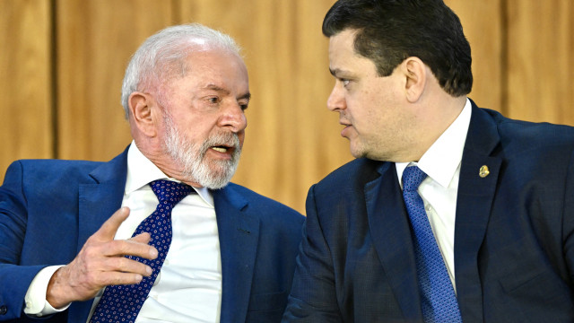 Lula e Alcolumbre trocam elogios em 1º encontro público após reaproximação