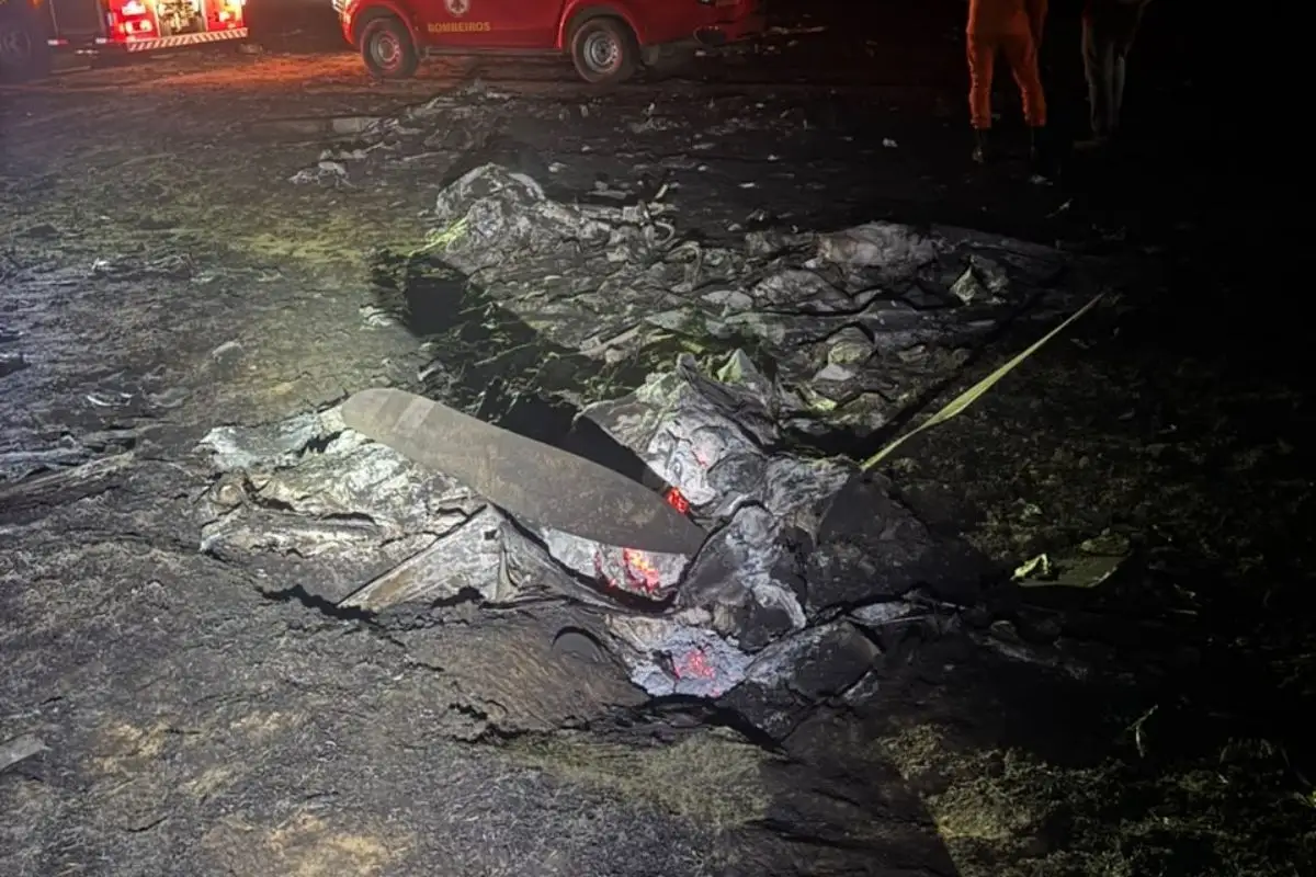 Queda aviao poxoreu foto corpo de bombeiros 3