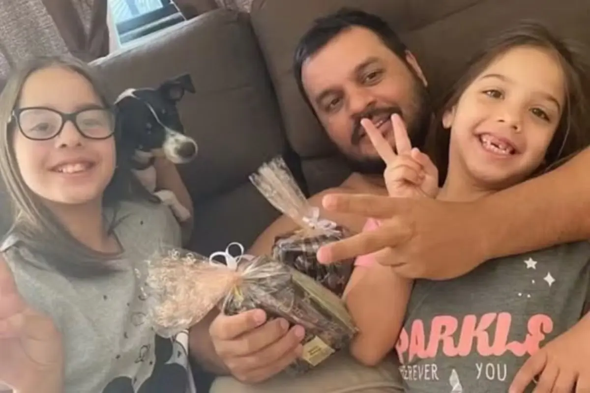 Antônio Pedro Zardin Filho, de 42 anos, e as duas filhas, Maria Fernanda Zardin, de 15 anos, e Maria Carolina Zardin, de 11 anos. (Foto: Redes sociais)