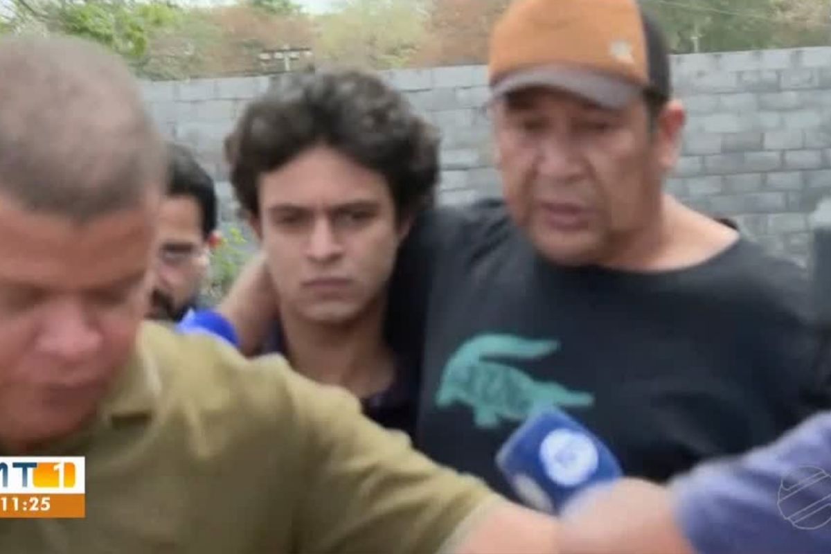 Hercilio motorista de BMW chega a delegacia foto tvca