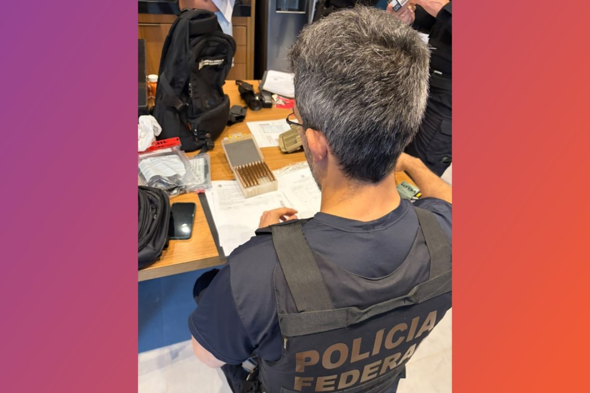Operação apura uso de documentos considerados inaptos para obtenção da autorização de colecionador, atirador e caçador. (Foto: Divulgação/PF)