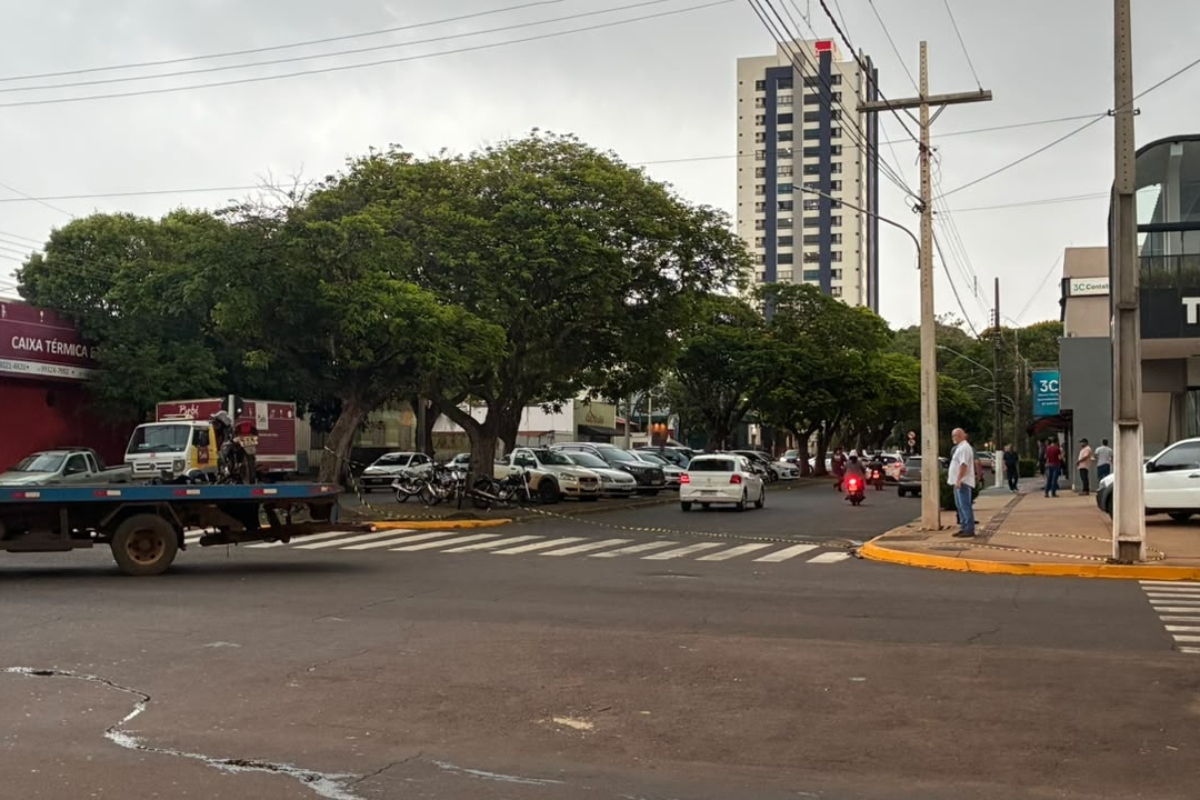 acidente padre e motociclista